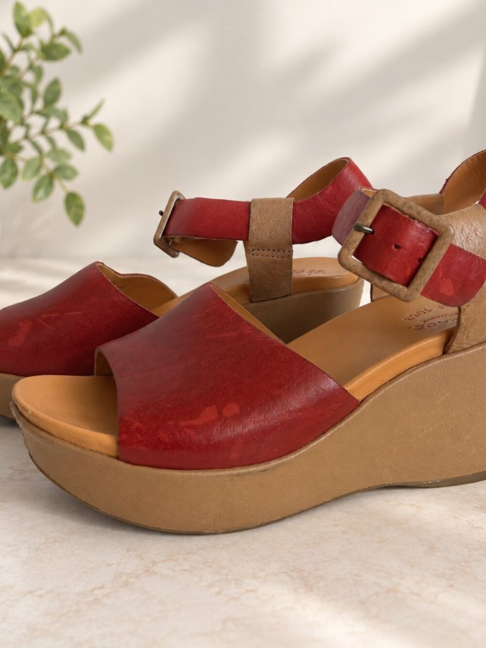 Kork-Ease Red Tan Leather Wedge Sandals Size 10M Peep Toe